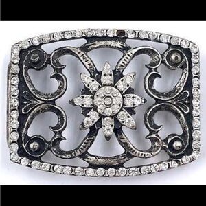 Elegant Silver Vintage Floral Belt